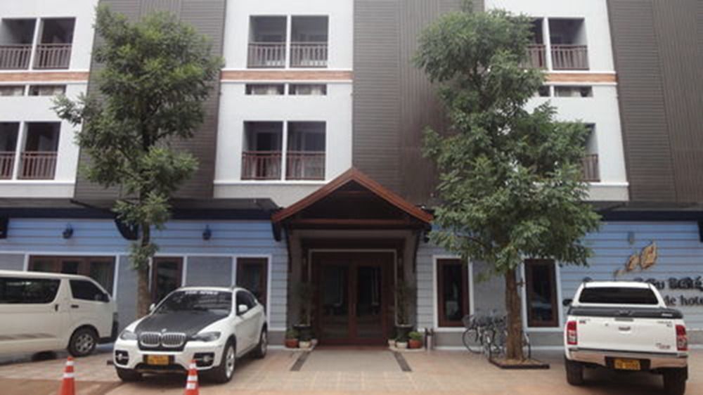 Seasons Riverside Hotel Vientiane Exteriör bild